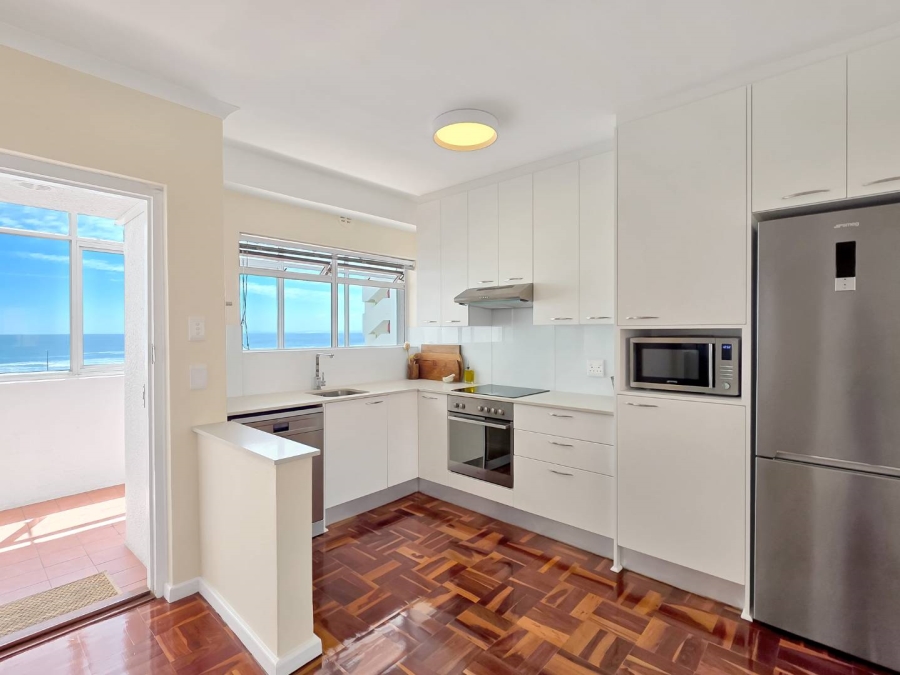 1 Bedroom Property for Sale in Sea Point Western Cape